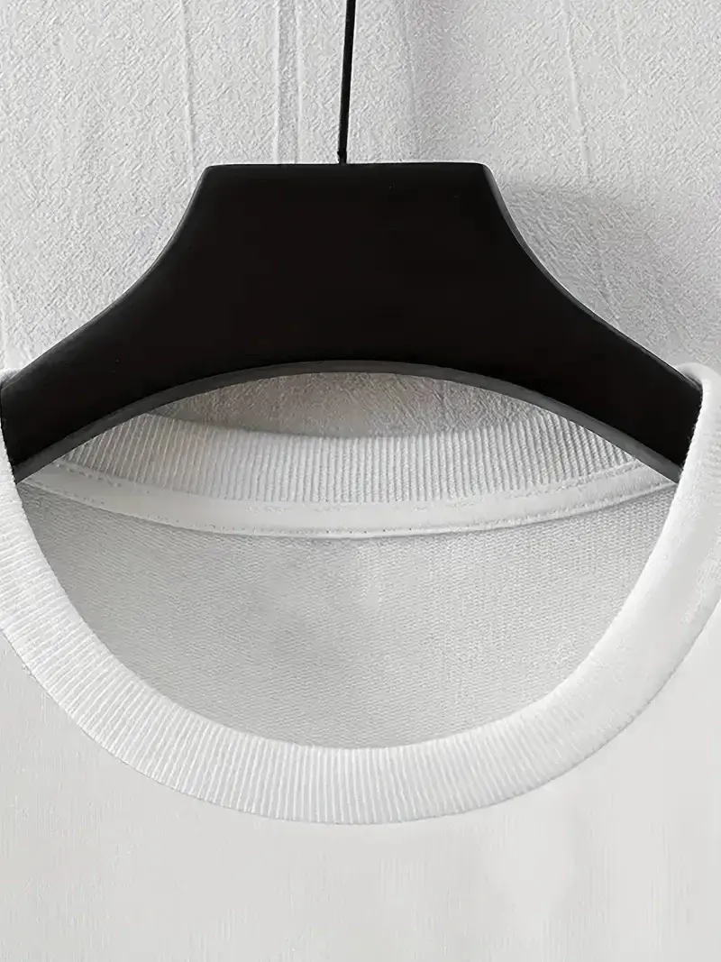 Ben Şişman Değilim Tanrı Bana Hava Yastığı Verdi Çünkü Ben Değerliyim Tişörtü - Beyaz